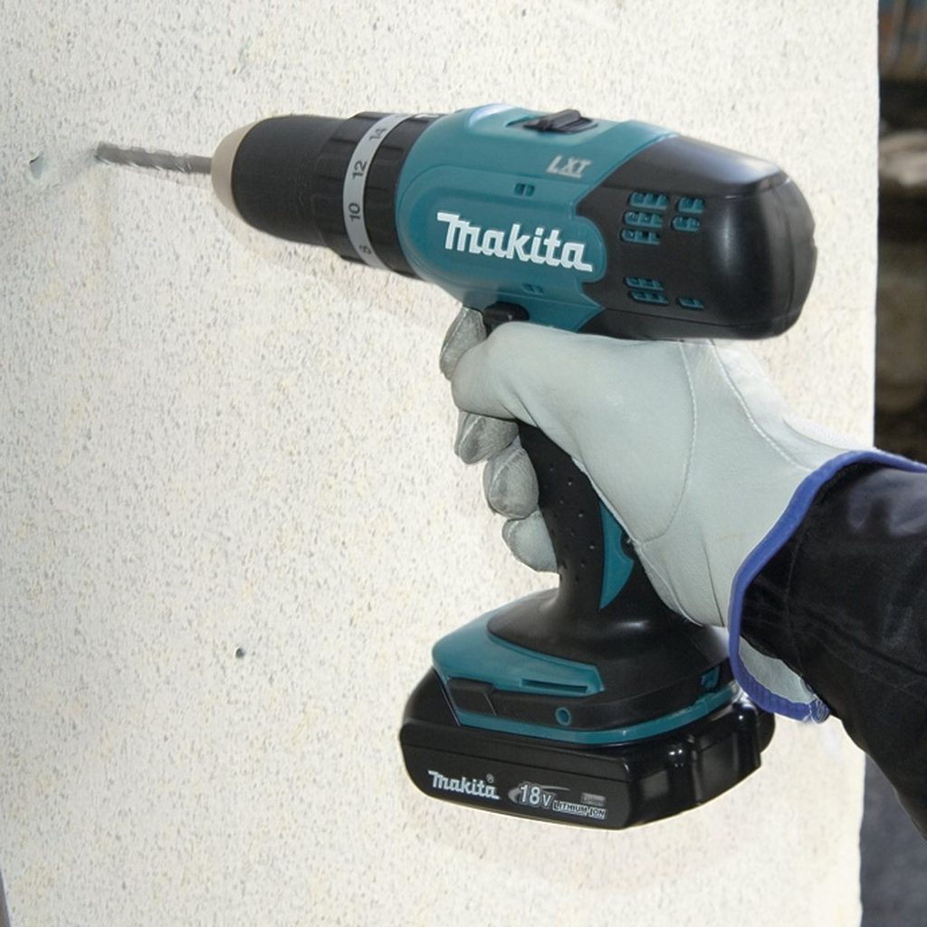 makita-dhp453rfx2-akku-schlagbohrschrauber-2.jpg